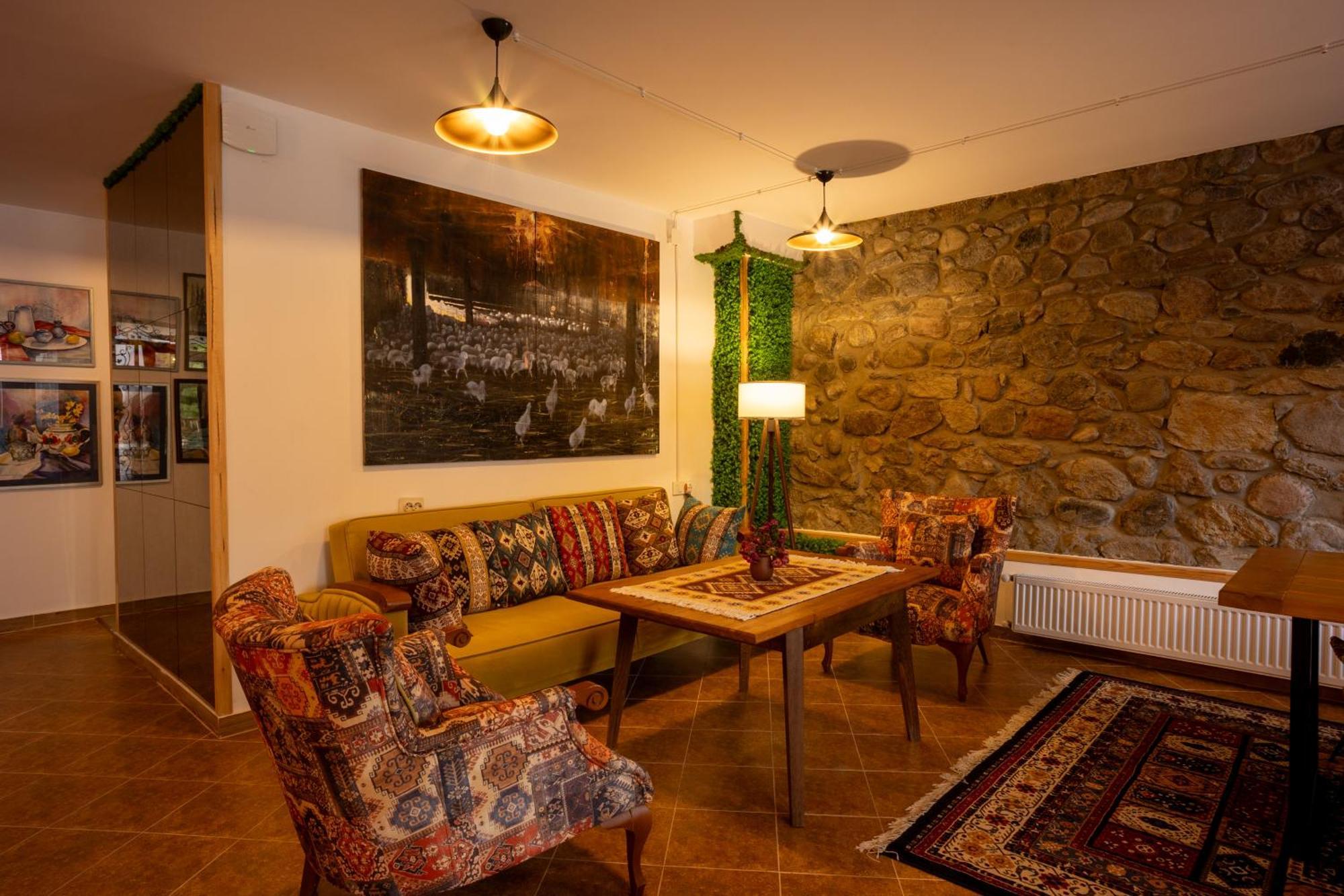 Mood Hotel Kazbegi Zewnętrze zdjęcie