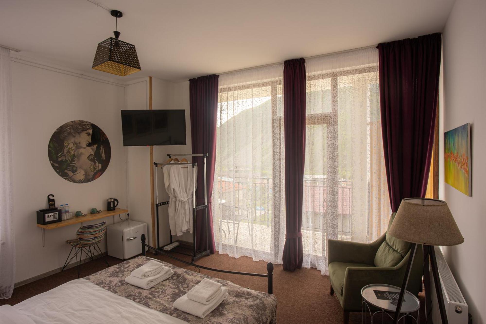 Mood Hotel Kazbegi Zewnętrze zdjęcie