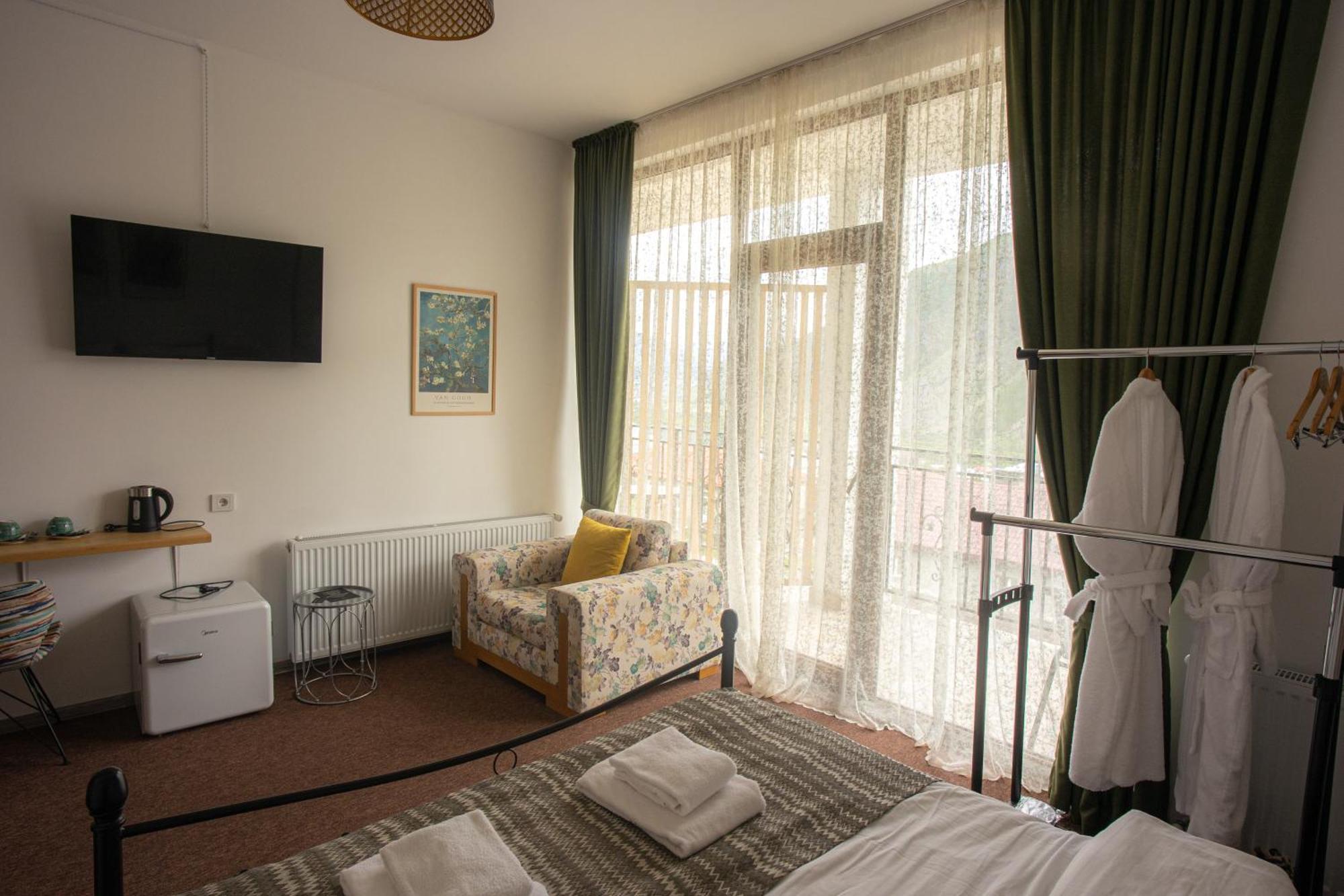 Mood Hotel Kazbegi Zewnętrze zdjęcie